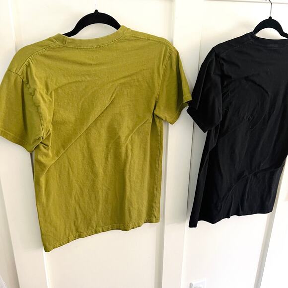 Women's Halloween Shirts Witch Skeleton Pumpkin Bundle of 3 Size Small - Picture 6 of 9